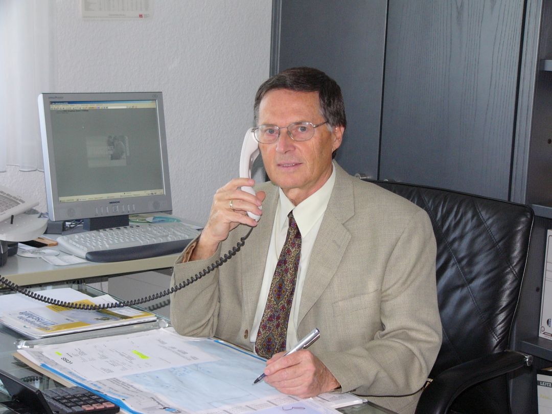 Dr. Ing. Dieter Schmidt 